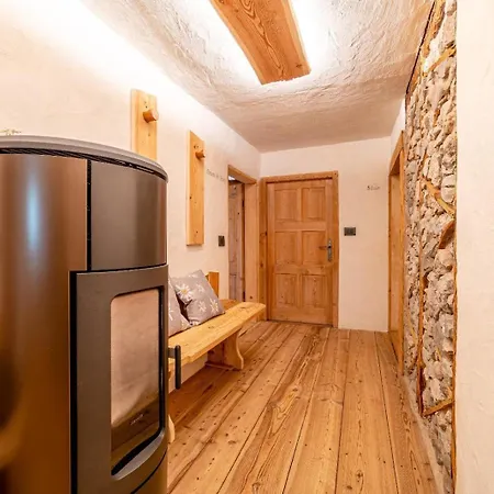 Guest house Cesa Del Bepo Moro - Civetta E Pelmo Colle Santa Lucia